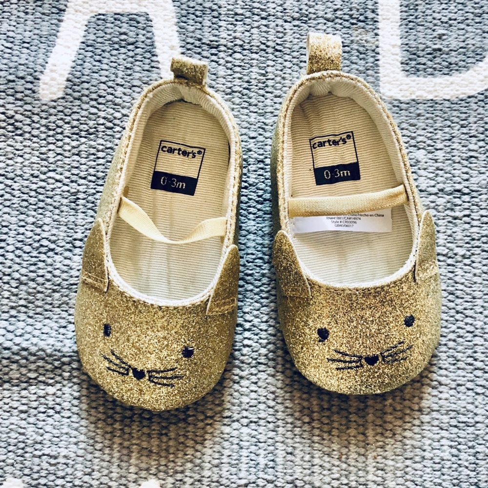 Carters infant girl gold cat shoe new without tag